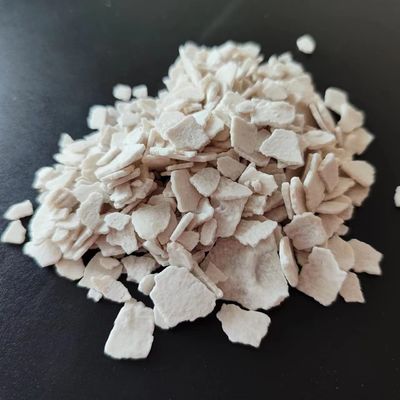 Kar Eritme ve Kurutma İçin Offwhite Flake Kalsiyum Klorür Kimyasal% 74